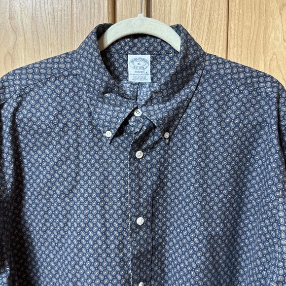 Brooks Brothers Men's XL REGENT XL Non Iron Button Down Paisley Shirt Blue EUC - Picture 1 of 10